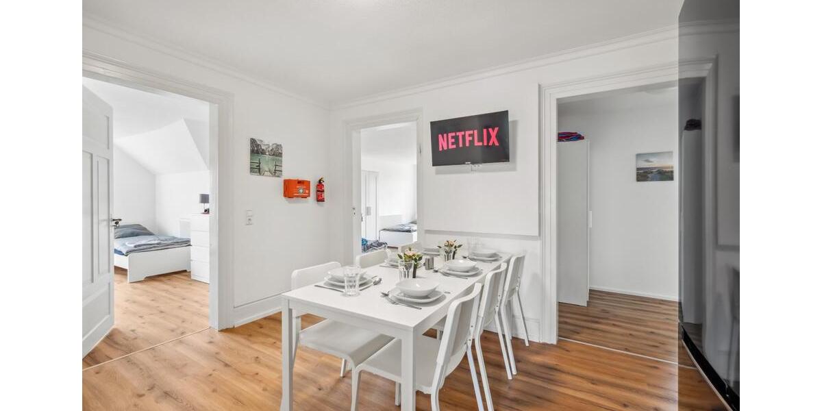 Wohnen auf Zeit Metzingen - 4 Zimmer, 140 m&sup2;, 140&euro; | Angebot:24841810