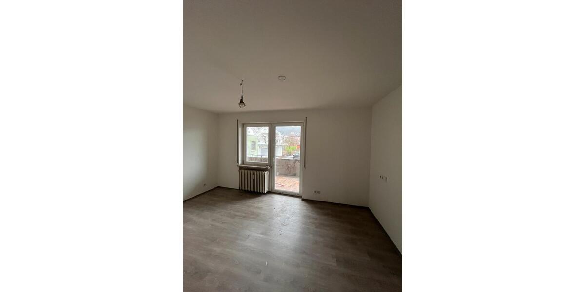Hochparterre Schwörstadt - 4 Zimmer, 105 m&sup2;, 1.100&euro; | Angebot:25131299