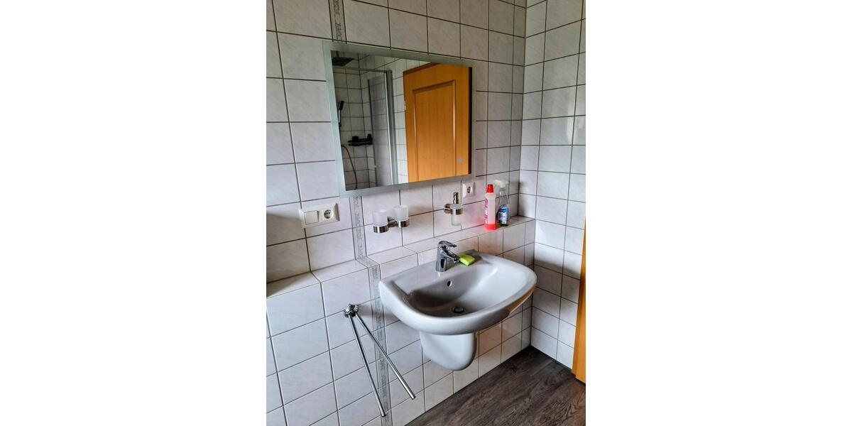 Dachgeschoßwohnung Hermeskeil - 3 Zimmer, 90 m&sup2;, 900&euro; | Angebot:27612816