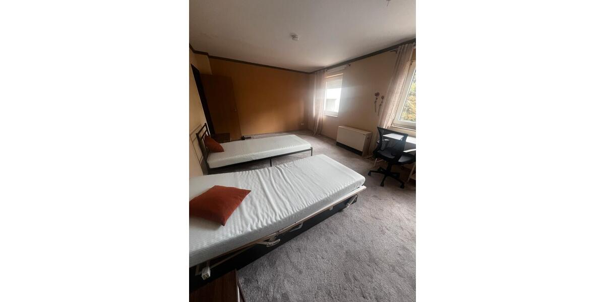 Wohnen auf Zeit Bremen Häfen - 25 Zimmer, 180 m&sup2;, 500&euro; | Angebot:25830816