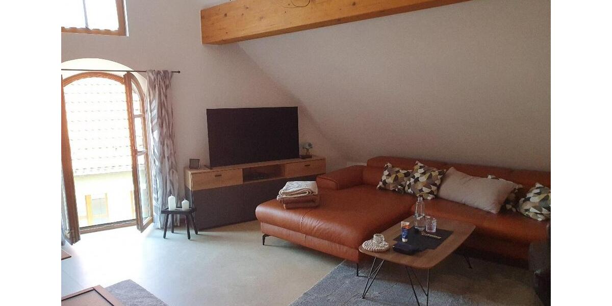 Dachgeschoßwohnung Amberg - 2 Zimmer, 60 m&sup2;, 670&euro; | Angebot:26176809