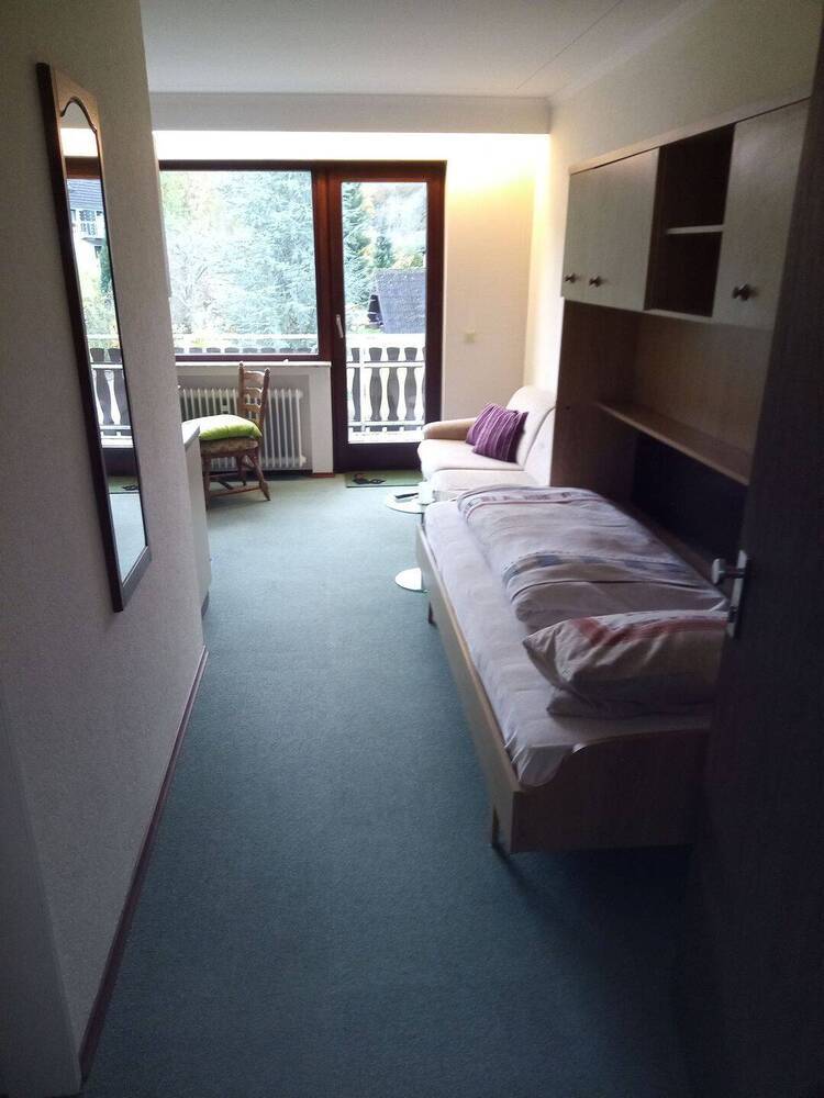 Mini Appartement mit Balkon und Kochnische für Auszeitnehmer oder Zweitwohung