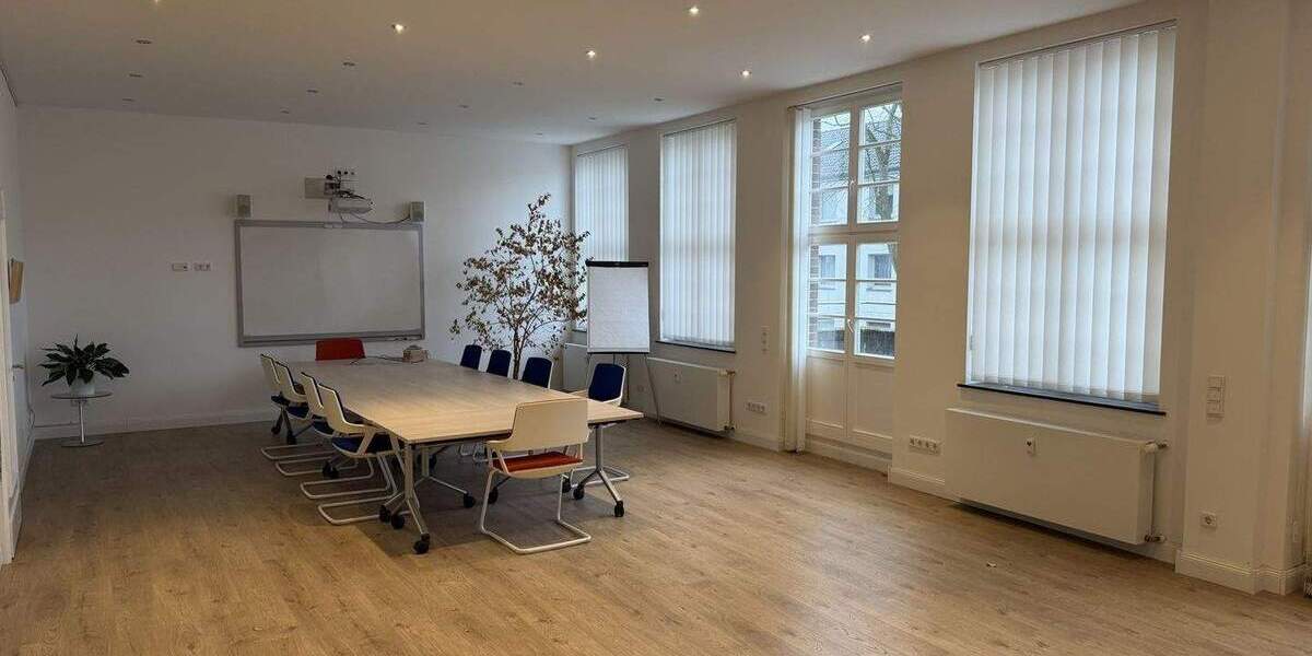 Gewerbeobjekt Hagen Hochschulviertel - 7 Zimmer, 243 m&sup2;, 2.900&euro; | Angebot:25675679