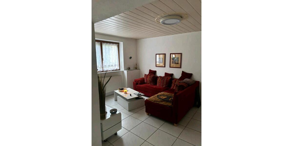 Etagenwohnung Rammelsbach - 2 Zimmer, 75 m&sup2;, 380&euro; | Angebot:25854817