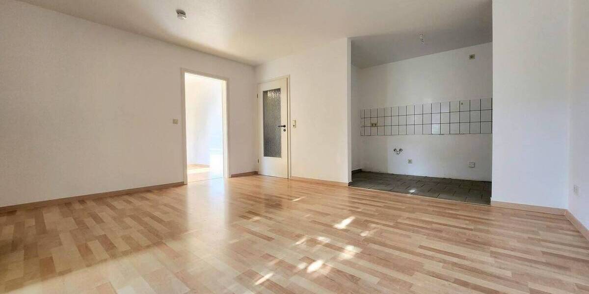 Etagenwohnung Oschersleben - 2 Zimmer, 42 m&sup2;, 380&euro; | Angebot:26065310