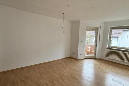 Wohnung Bad Hersfeld - 4 Zimmer, 93 m&sup2;, 880&euro; | Angebot:26433331