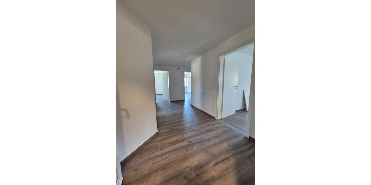 Dachgeschoßwohnung Seitingen-Oberflacht Oberflacht - 3 Zimmer, 87 m&sup2;, 850&euro; | Angebot:26346894