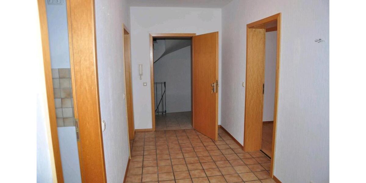 Etagenwohnung Tawern - 5 Zimmer, 80 m&sup2;, 900&euro; | Angebot:26042113