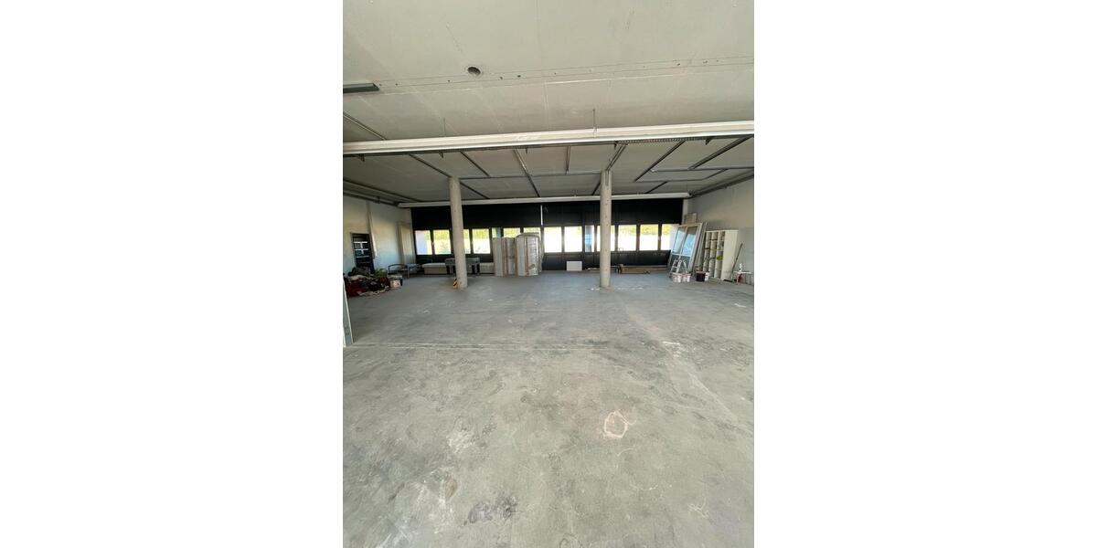 Gewerbeobjekt Ditzingen - 2.600&euro; | Angebot:26090142