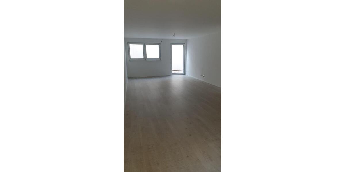 Etagenwohnung Neckarsulm - 2 Zimmer, 70 m&sup2;, 1.000&euro; | Angebot:25220895