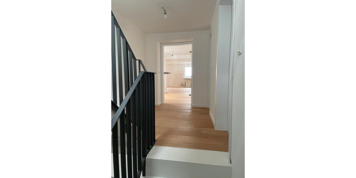 Einfamilienhaus Konnersreuth - 6 Zimmer, 200 m&sup2;, 1.250&euro; | Angebot:23708339