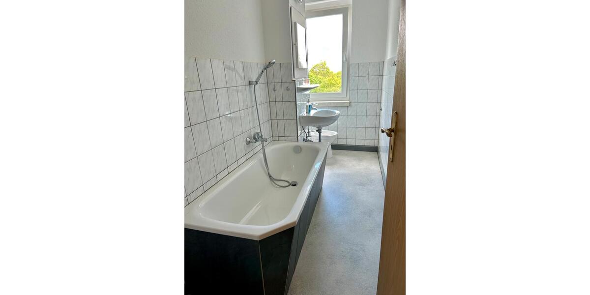 Etagenwohnung Waltershausen - 2 Zimmer, 47 m&sup2;, 310&euro; | Angebot:26614439