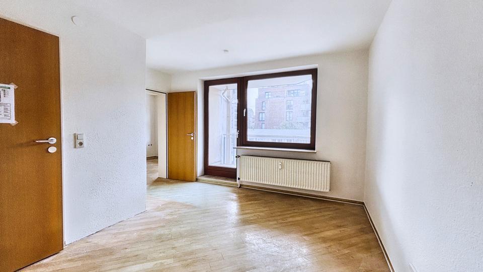 Attraktive und vielseitig nutzbare Büro-Praxiseinheit in zentraler Lage von Kiel zimmer