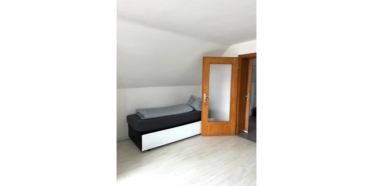Wohnen auf Zeit Bendorf - 10 Zimmer, 100 m&sup2;, 15&euro; | Angebot:25935595
