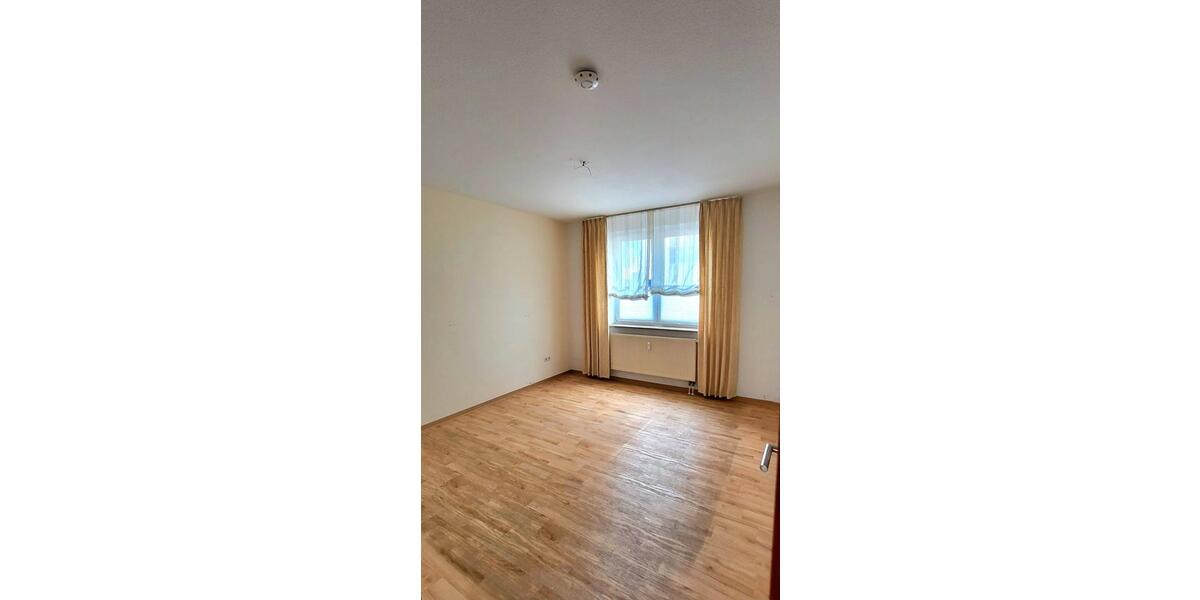Erdgeschoßwohnung Nienburg (Weser) - 3 Zimmer, 84 m&sup2;, 785&euro; | Angebot:26359991