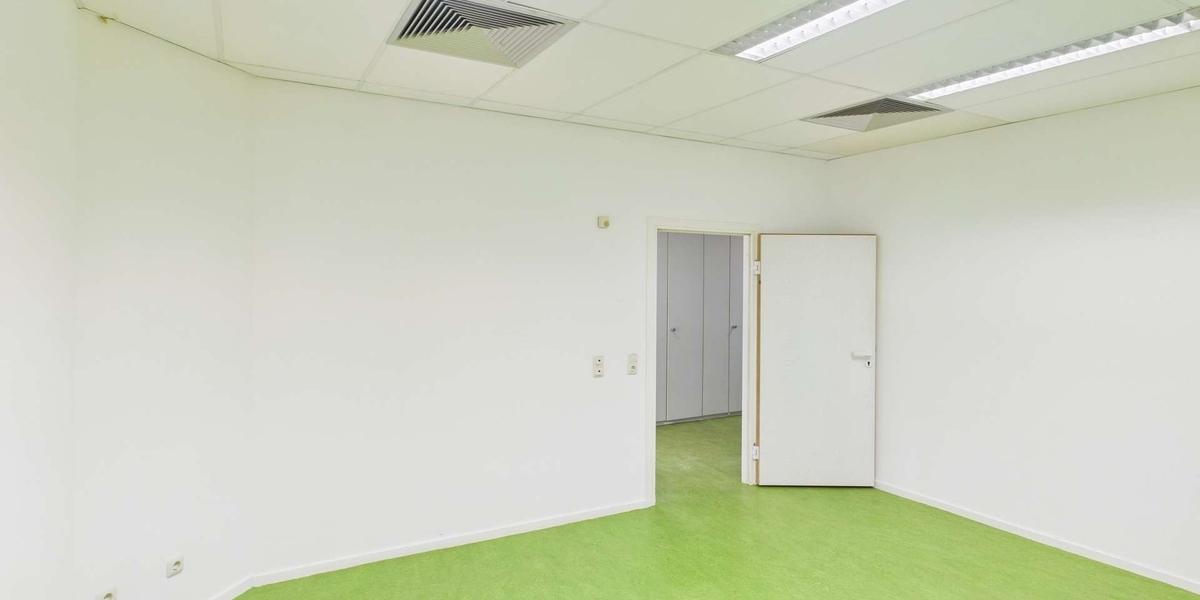 Flexible Bürofläche mit 6 Zimmern – ideal für Dienstleister, IT oder Beratung - Gewerbeobjekt Magdeburg Ottersleben | Angebot:25717451