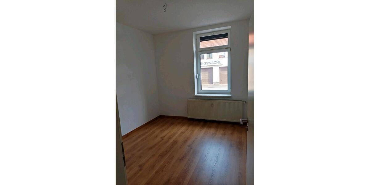 Erdgeschoßwohnung Elsterwerda - 4 Zimmer, 106 m&sup2;, 1.142&euro; | Angebot:27631679