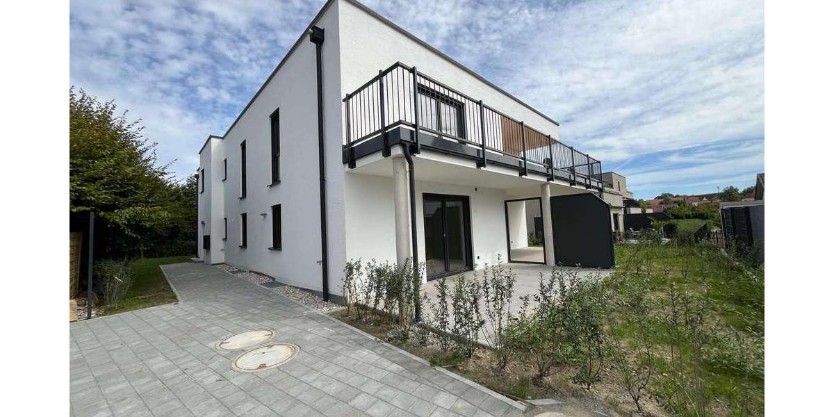 Etagenwohnung Straubing - 3 Zimmer, 100 m&sup2;, 1.250&euro; | Angebot:27263073