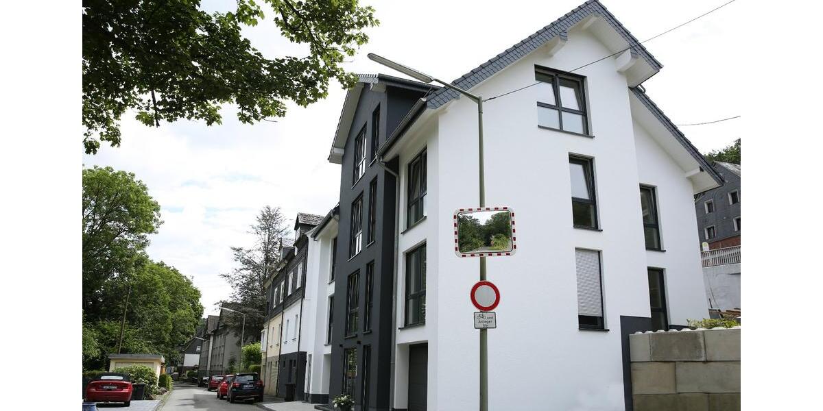 Etagenwohnung Siegen Eiserfeld - 2 Zimmer, 67 m&sup2;, 885&euro; | Angebot:26660546