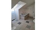Dachgeschoßwohnung Duisburg Ruhrort - 4 Zimmer, 100 m&sup2;, 500&euro; | Angebot:26190200