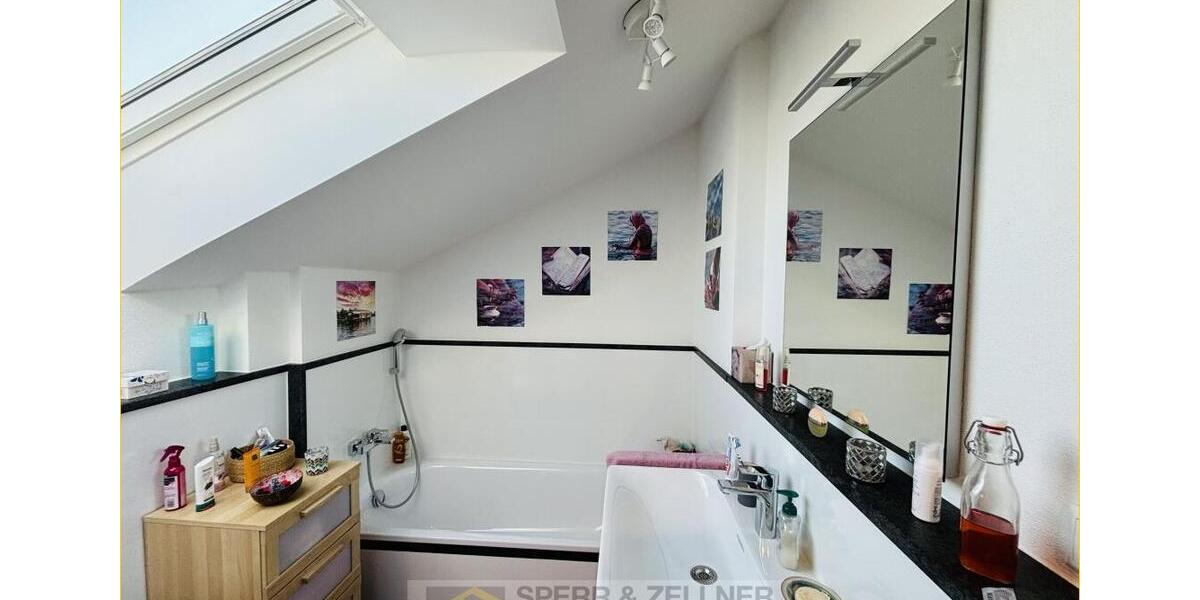 Reihenhaus Wörth - 4 Zimmer, 124 m&sup2;, 2.190&euro; | Angebot:25882941