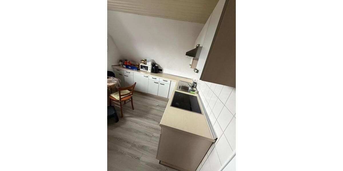 Dachgeschoßwohnung Burgbernheim - 3 Zimmer, 69 m&sup2;, 700&euro; | Angebot:25915901