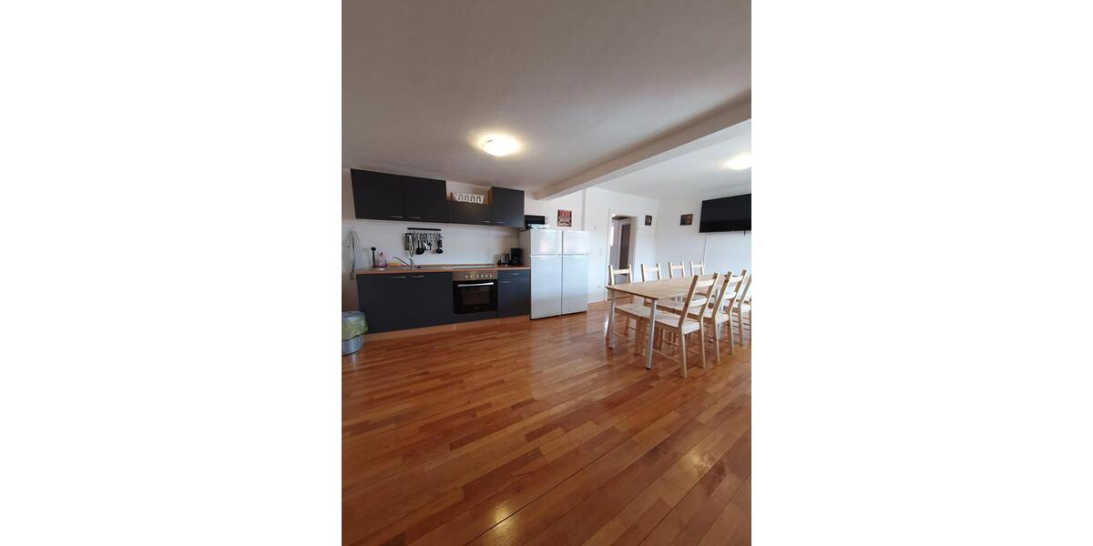 Wohnen auf Zeit Hann. Münden - 5 Zimmer, 150 m&sup2;, 150&euro; | Angebot:25049179