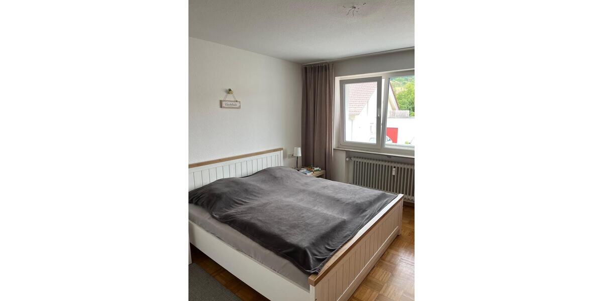 Hochparterre Neidlingen - 4 Zimmer, 80 m&sup2;, 1.000&euro; | Angebot:24178600