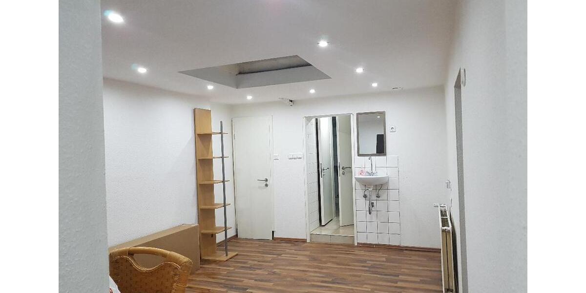 Wohnen auf Zeit Mönchengladbach Süd - 1 Zimmer, 10 m&sup2;, 310&euro; | Angebot:26679572