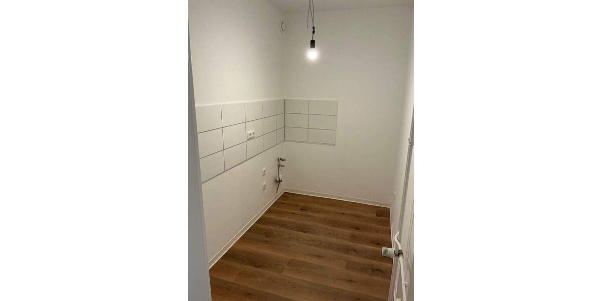 Etagenwohnung Wiesbaden Erbenheim - 1 Zimmer, 43 m&sup2;, 516&euro; | Angebot:25915842