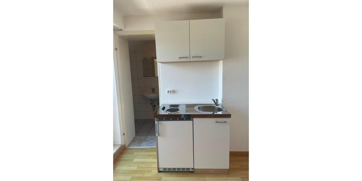 Dachgeschoßwohnung Neukirch - 1 Zimmer, 29 m&sup2;, 390&euro; | Angebot:26611904