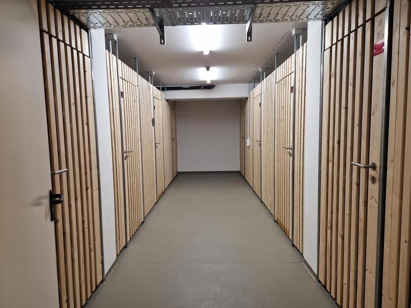 Neuwertige 2- Zimmer- Wohnung zur Miete zentrumsnah in Husum