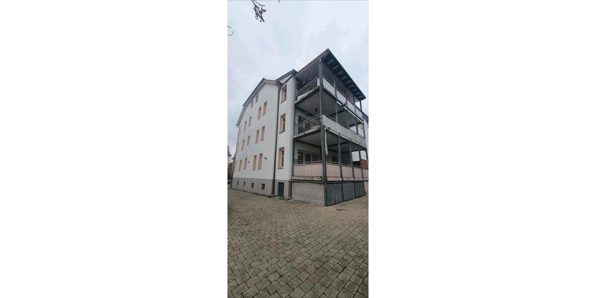 5 WG Zimmer Reutlingen Zentrum in 160m² DG Wohnung 5 zimmer