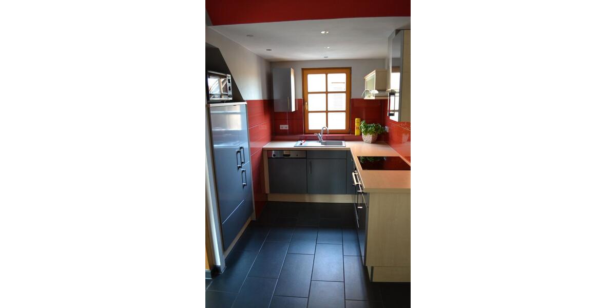 Dachgeschoßwohnung Untersiemau - 1 Zimmer, 45 m&sup2;, 400&euro; | Angebot:25512613