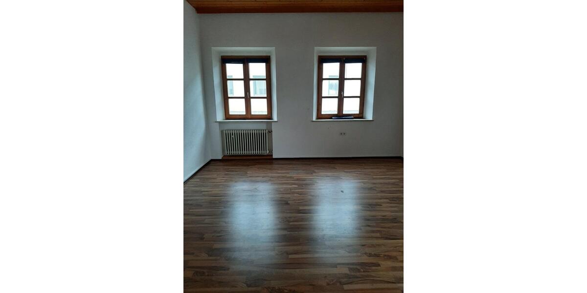 Etagenwohnung Mitterfels - 1 Zimmer, 310&euro; | Angebot:23624208