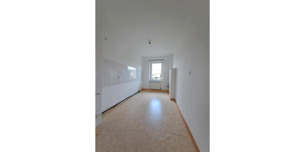Etagenwohnung Cottbus - 3 Zimmer, 83 m&sup2;, 810&euro; | Angebot:26592345