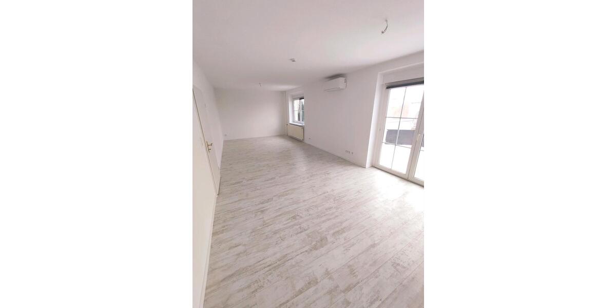 Etagenwohnung Staßfurt Löderburg - 3 Zimmer, 96 m&sup2;, 850&euro; | Angebot:24745934