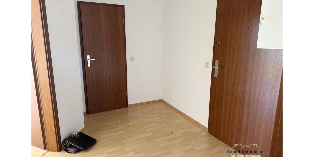 2-Raumwohnung im 2. OG mit 2 Balkone 2 zimmer