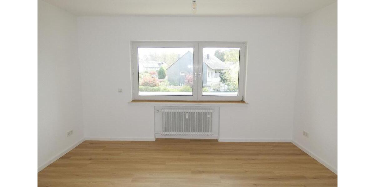 Etagenwohnung Bergisch Gladbach Frankenforst - 3 Zimmer, 94 m&sup2;, 1.130&euro; | Angebot:26198682