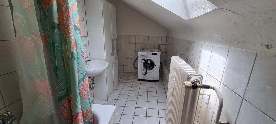 Dachgeschoßwohnung Neustadt an der Weinstraße - 2.5 Zimmer, 79 m&sup2;, 780&euro; | Angebot:25933721