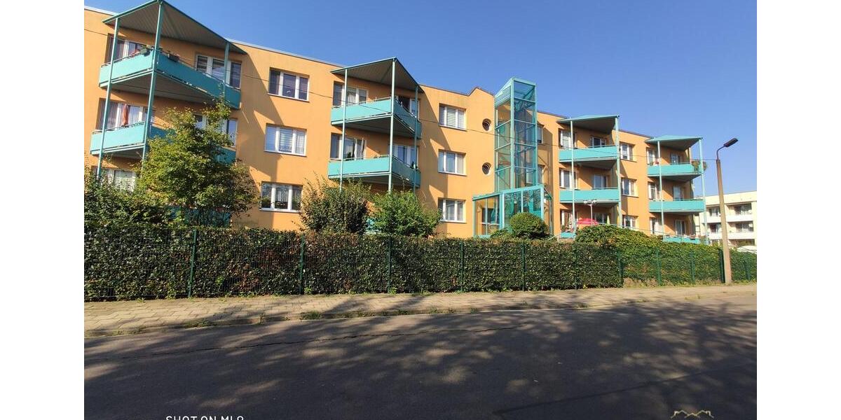 Etagenwohnung Bitterfeld-Wolfen Bitterfeld - 2 Zimmer, 60 m&sup2;, 495&euro; | Angebot:26487349