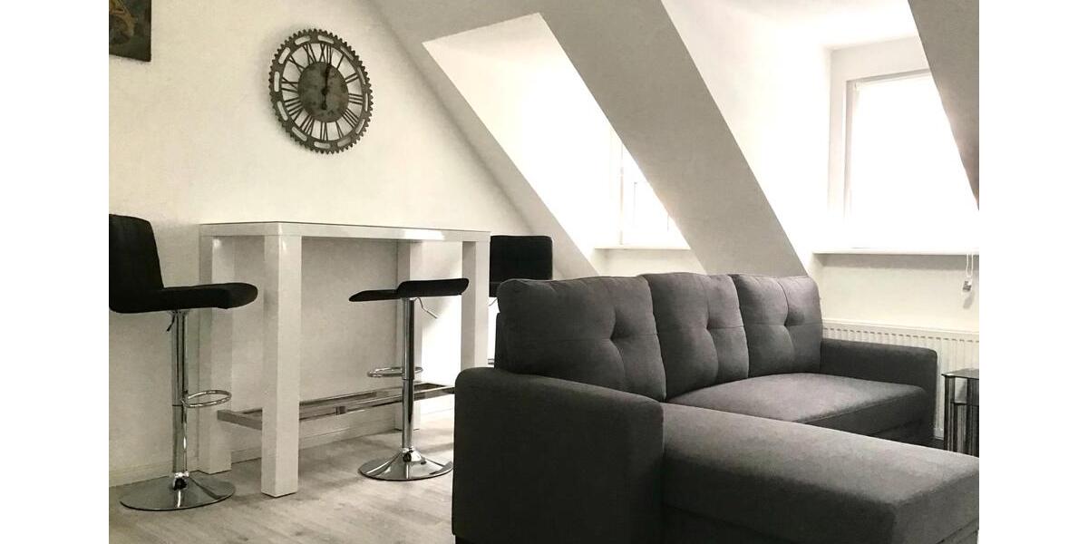 Dachgeschoßwohnung Trier - 2.5 Zimmer, 45 m&sup2;, 1.200&euro; | Angebot:26603490
