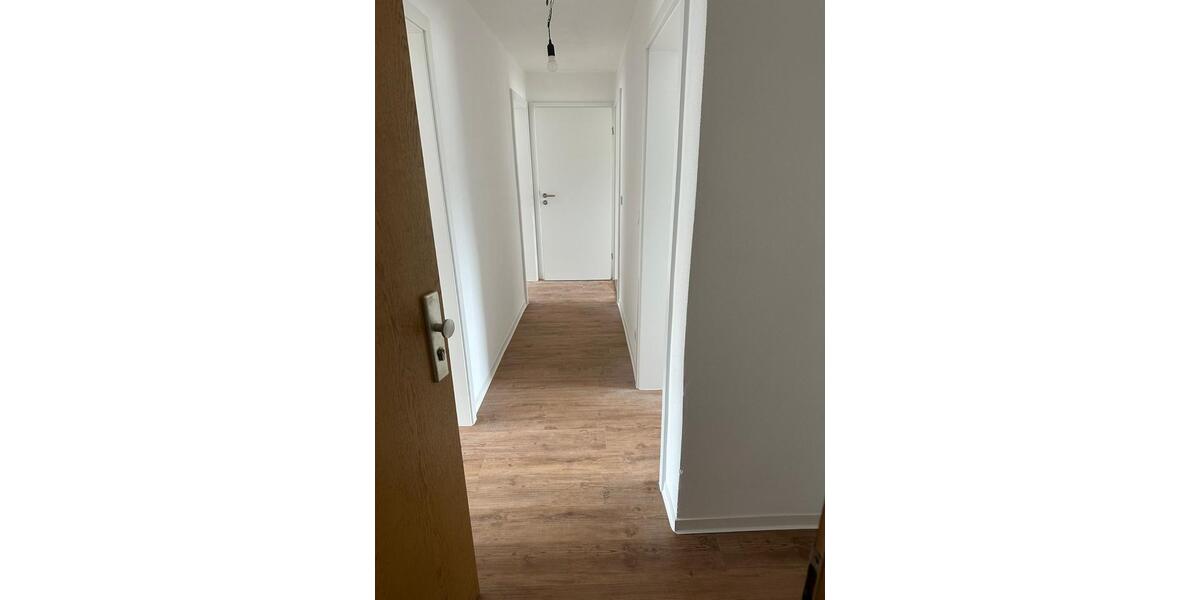 Schöne helle 4-Raumwohnung in der Innenstadt von Eisleben zu vermieten zimmer