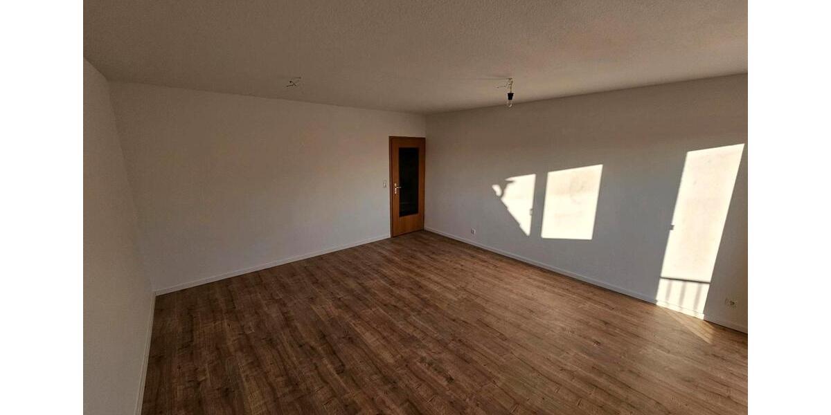 Frisch renovierte 2-Zimmer-Wohnung 70qm - Zentrale Lage 2 zimmer
