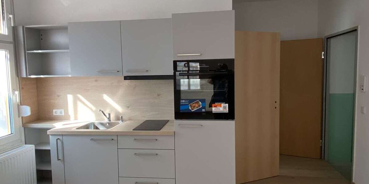 Etagenwohnung Dessau-Roßlau Roßlau - 1 Zimmer, 34 m&sup2;, 335&euro; | Angebot:26143945