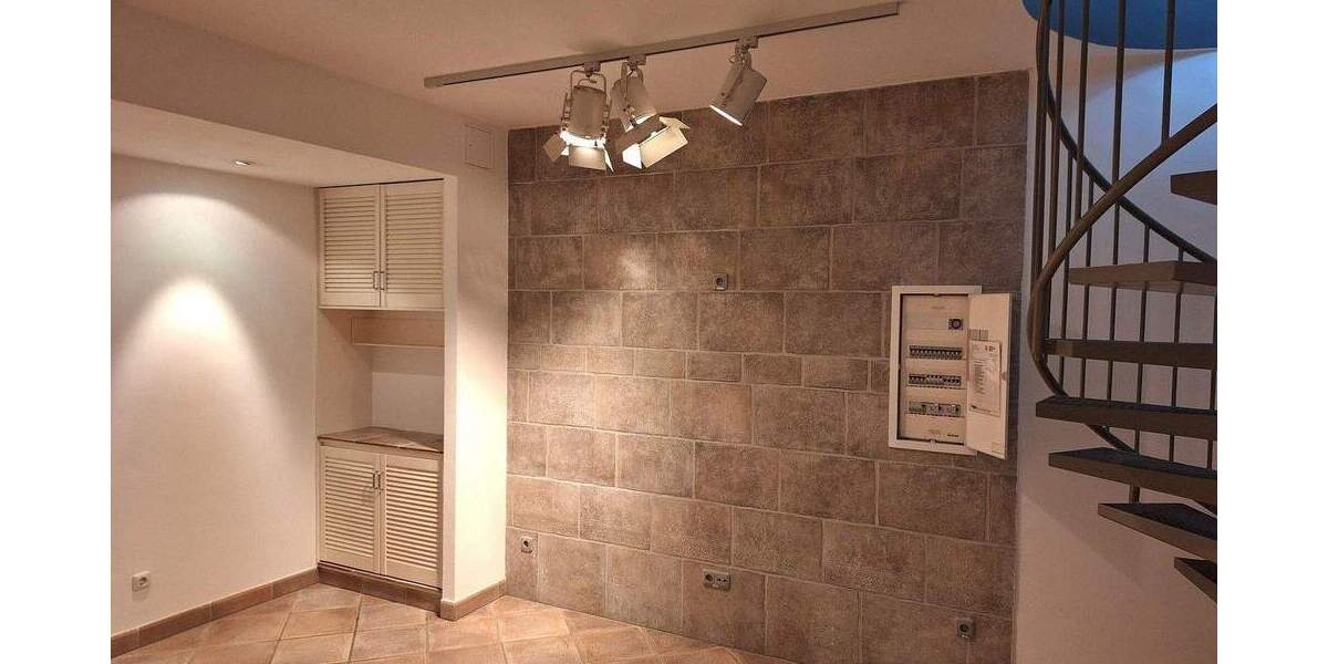 Ladengeschäft Haar in guter Lage zu vermieten zimmer