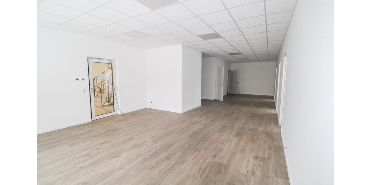 Gewerbeobjekt Oldenburg Kreyenbrück - 2.070&euro; | Angebot:24866799