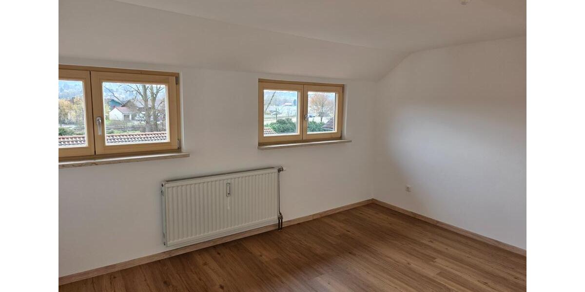 Wohnung 1.OG zu vermieten 3 zimmer