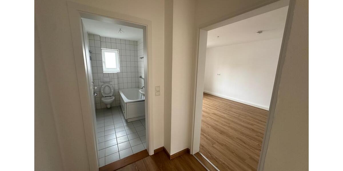 Etagenwohnung Weiden in der Oberpfalz - 2 Zimmer, 50 m&sup2;, 503&euro; | Angebot:26131539