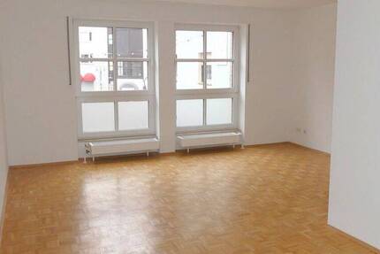 Helle, Büro-Praxiseinheit in der Recklinghäuser-Innenstadt im Krimviertel!